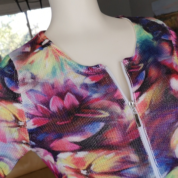 Alison Sheri flowered sweater - Picture 4 of 12